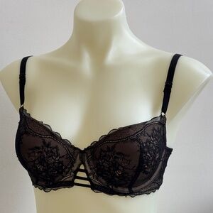 b.tempt’d No Strings Attached Contour (Black)